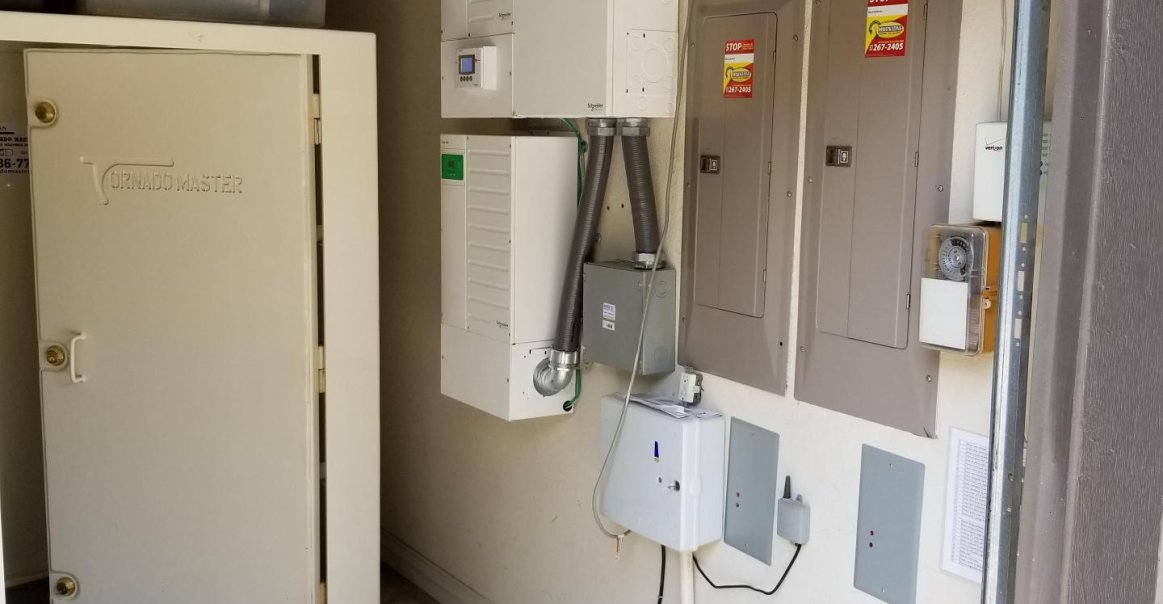 Chilicon Inverter Box Inverters, AC Coupling,