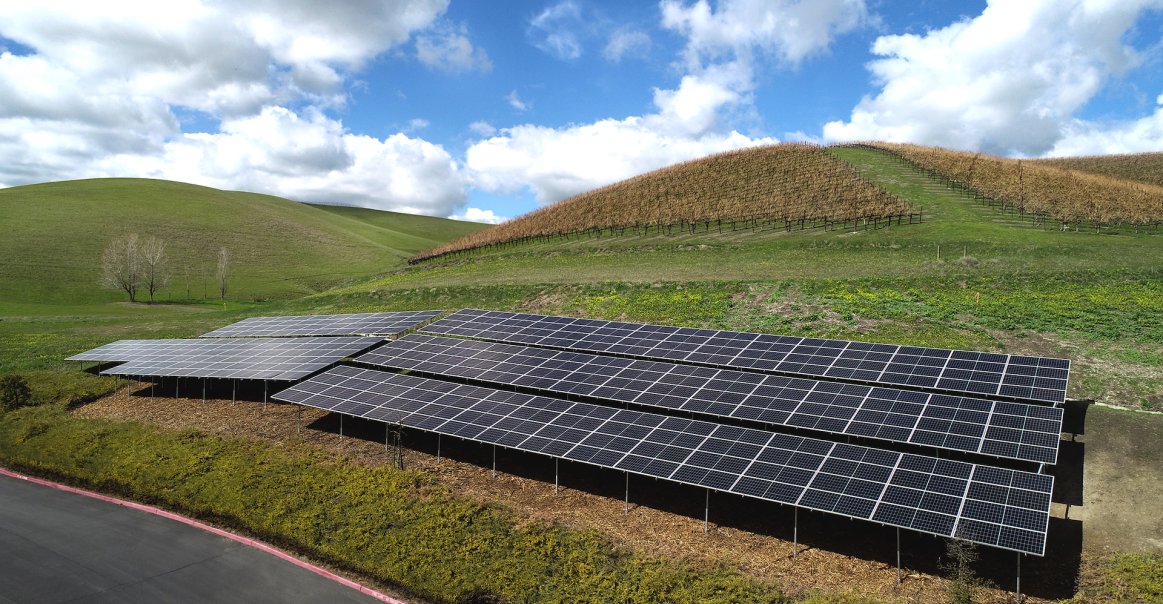 355.2 kW Commercial Installation in Livermore, CA Synergy Left Angle Shot