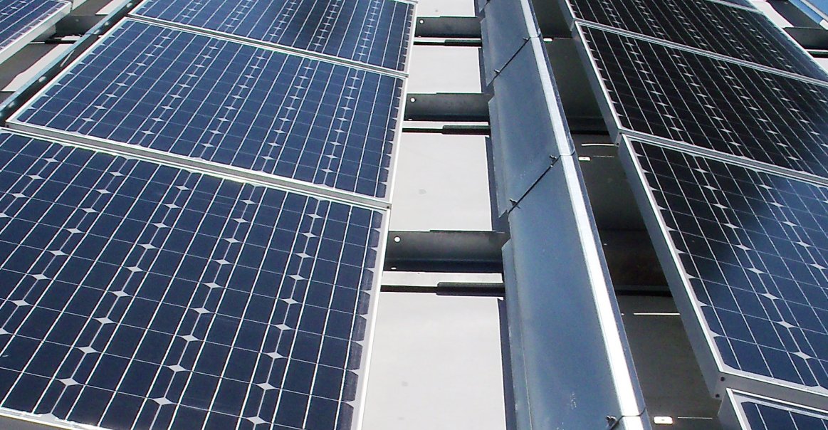 76.5 kW Whitworth University Aquatics Center Solar Installation 76.5 kW Whitworth University Aquatics Center Solar Installation