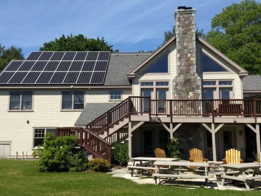 Homeowner Associations Supporting Rooftop Solar<