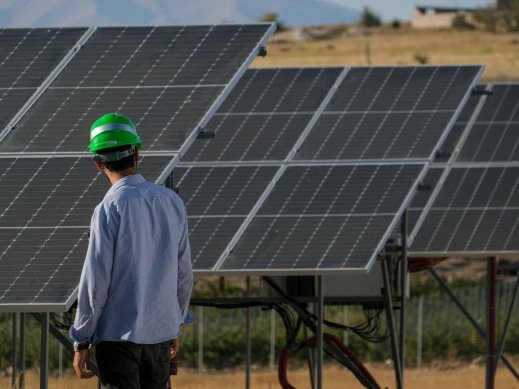 Solar array in field 